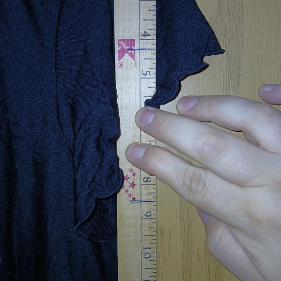 Daisy Fuentes Modal Top Womens Size Medium Black Textured Peplum Flutter Sleeves - Picture 11 of 11